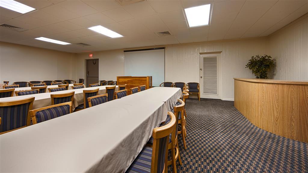 Best Western Crossroads Inn DeFuniak Springs Instalações foto