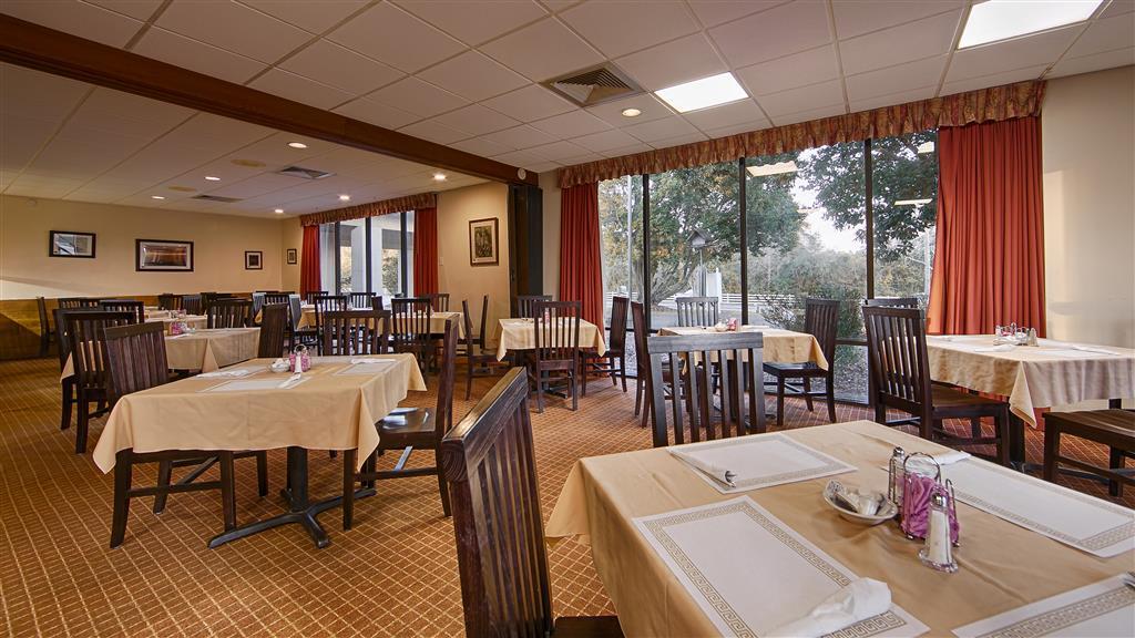 Best Western Crossroads Inn DeFuniak Springs Restaurante foto